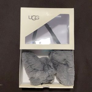 Gray furry Ugg’s for baby
